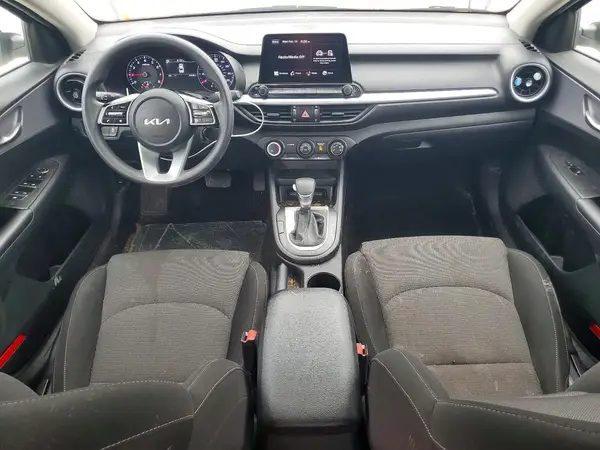 3KPF24AD8NE425719 2022 KIA FORTE - Image 8
