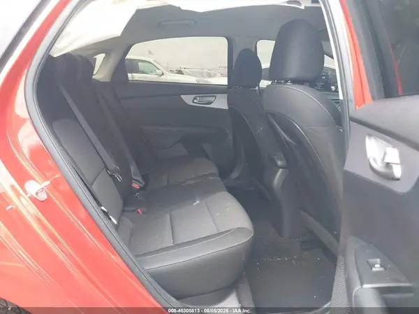 3KPF24AD8NE429513 2022 KIA FORTE - Image 8
