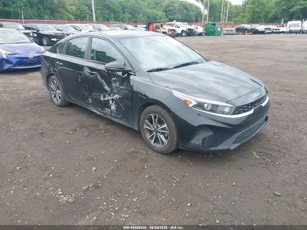 3KPF24AD8NE434131 2022 KIA FORTE - Image 1
