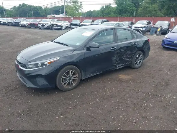 3KPF24AD8NE434131 2022 KIA FORTE - Image 2