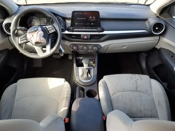 3KPF24AD8NE434145 2022 KIA FORTE - Image 8