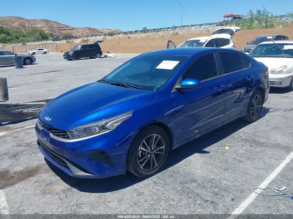 3KPF24AD8NE434842 2022 KIA FORTE - Image 2