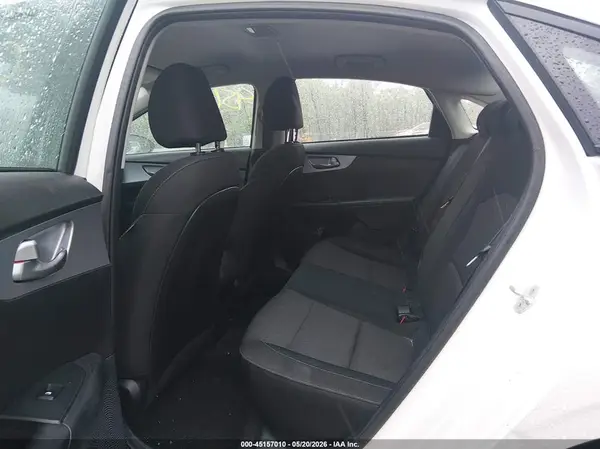 3KPF24AD8NE440639 2022 KIA FORTE - Image 8