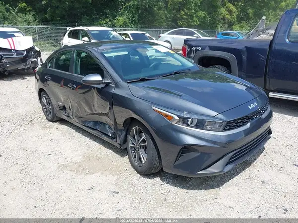 3KPF24AD8NE441192 2022 KIA FORTE - Image 1