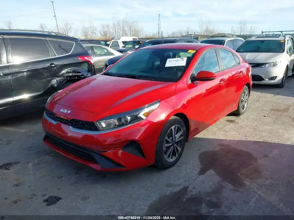 3KPF24AD8NE441757 2022 KIA FORTE - Image 2