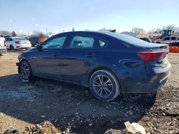 3KPF24AD8NE442018 2022 KIA FORTE - Image 2