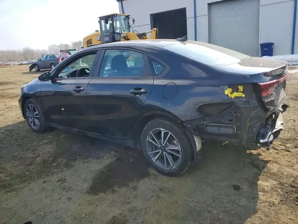 3KPF24AD8NE446232 2022 KIA FORTE - Image 2