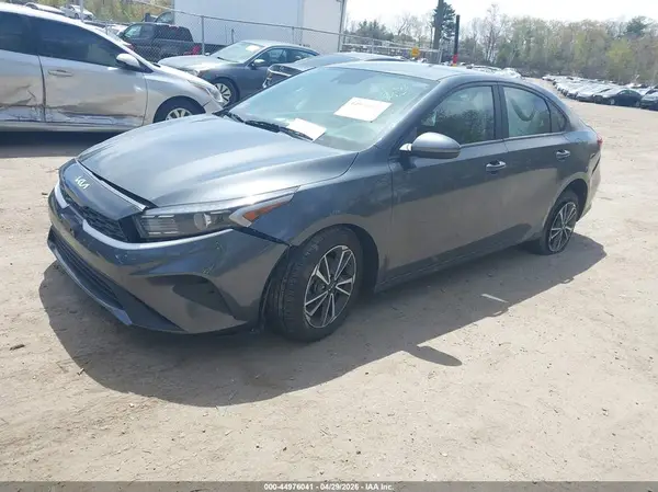 3KPF24AD8NE446263 2022 KIA FORTE - Image 2