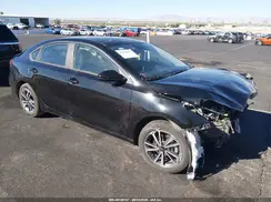 3KPF24AD8NE447963 2022 KIA FORTE