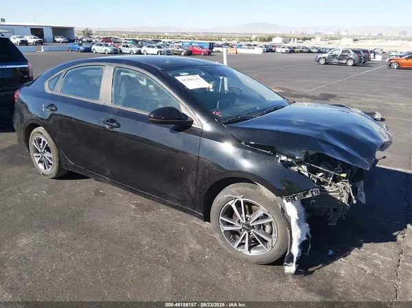 3KPF24AD8NE447963 2022 KIA FORTE - Image 1