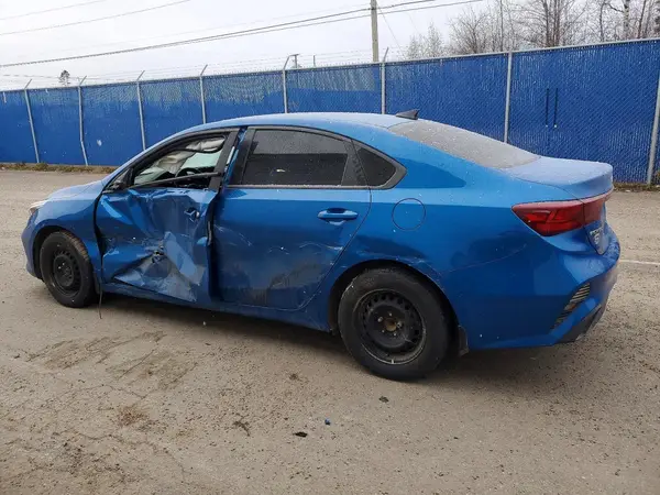 3KPF24AD8NE448465 2022 KIA FORTE - Image 2