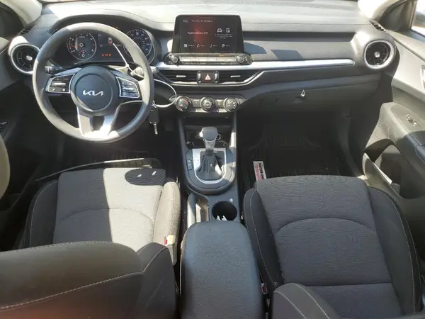 3KPF24AD8NE451236 2022 KIA FORTE - Image 8