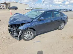 3KPF24AD8NE451950 2022 KIA FORTE