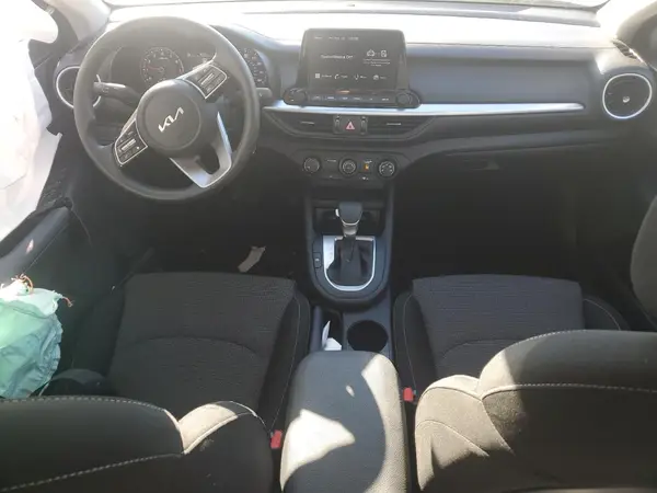 3KPF24AD8NE459062 2022 KIA FORTE - Image 8