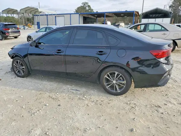 3KPF24AD8NE459188 2022 KIA FORTE - Image 2