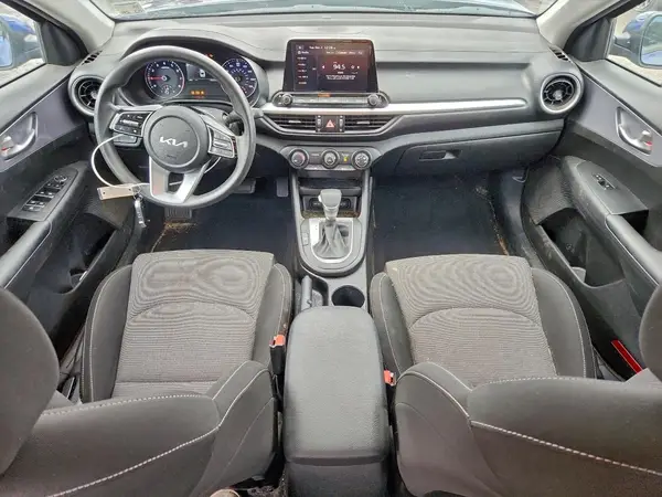 3KPF24AD8NE460678 2022 KIA FORTE - Image 8