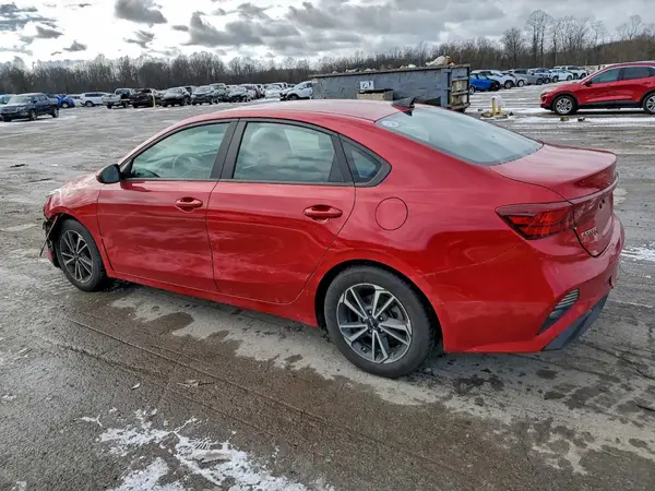 3KPF24AD8NE464164 2022 KIA FORTE - Image 2