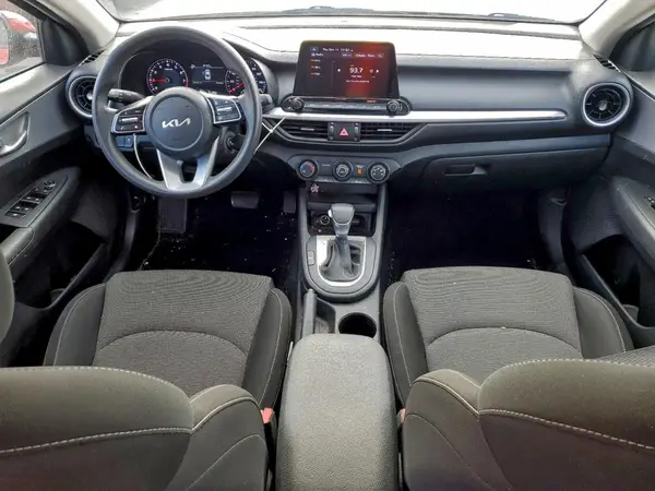 3KPF24AD8NE464164 2022 KIA FORTE - Image 8
