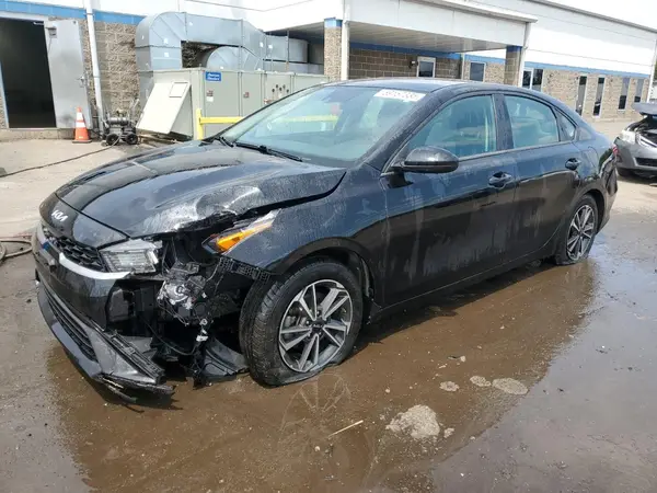 3KPF24AD8NE465587 2022 KIA FORTE - Image 1