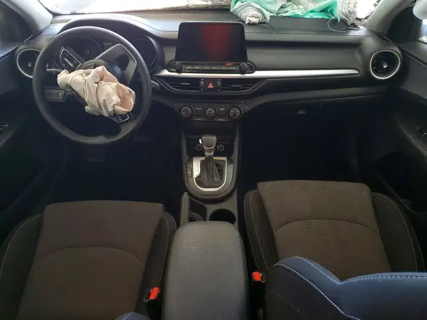 3KPF24AD8NE466237 2022 KIA FORTE - Image 8