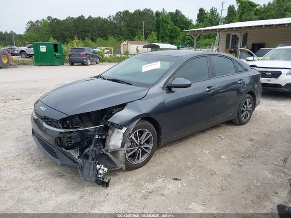 3KPF24AD8NE466674 2022 KIA FORTE - Image 2