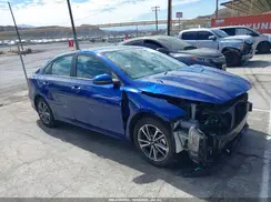 3KPF24AD8NE473768 2022 KIA FORTE
