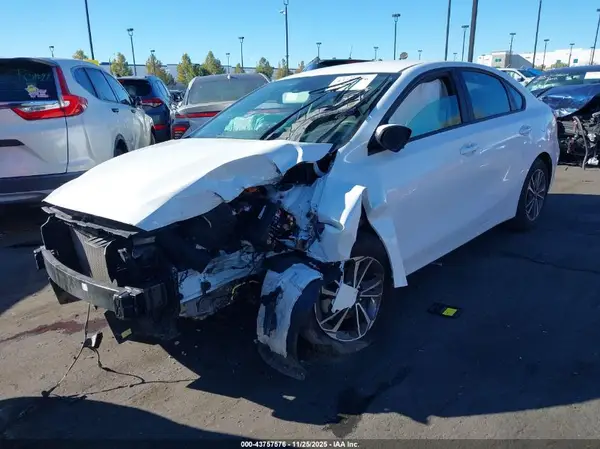 3KPF24AD8NE474371 2022 KIA FORTE - Image 2