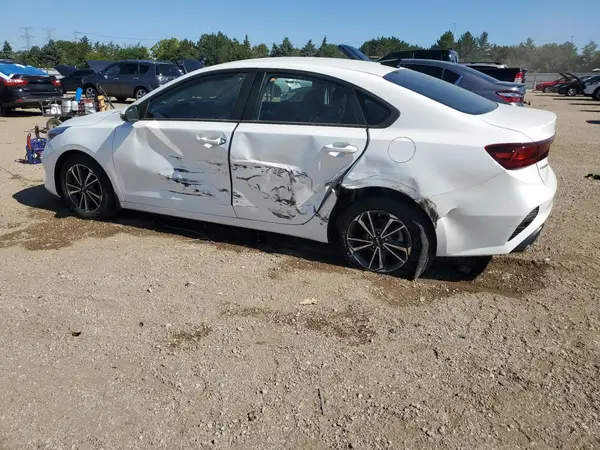 3KPF24AD8NE475522 2022 KIA FORTE - Image 2