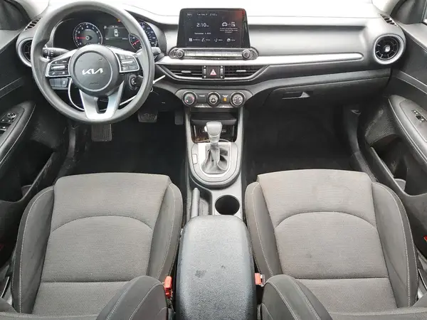 3KPF24AD8NE478260 2022 KIA FORTE - Image 8