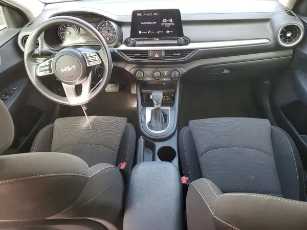 3KPF24AD8NE479182 2022 KIA FORTE - Image 8