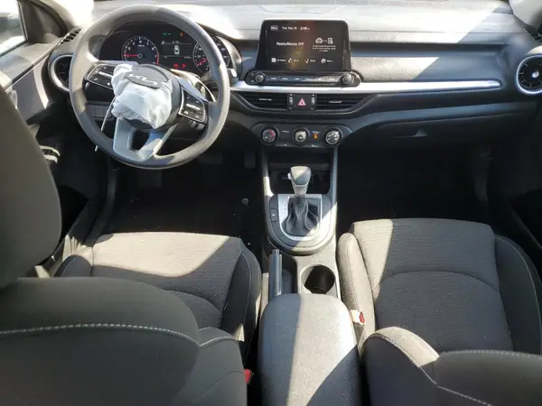 3KPF24AD8NE479277 2022 KIA FORTE - Image 8
