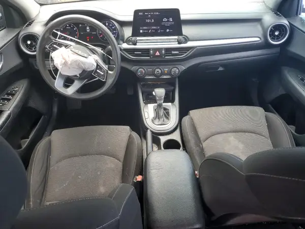 3KPF24AD8NE481840 2022 KIA FORTE - Image 8