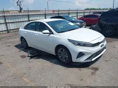 3KPF24AD8NE482485 2022 KIA FORTE