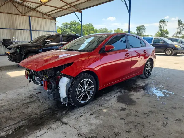 3KPF24AD8NE484995 2022 KIA FORTE - Image 1