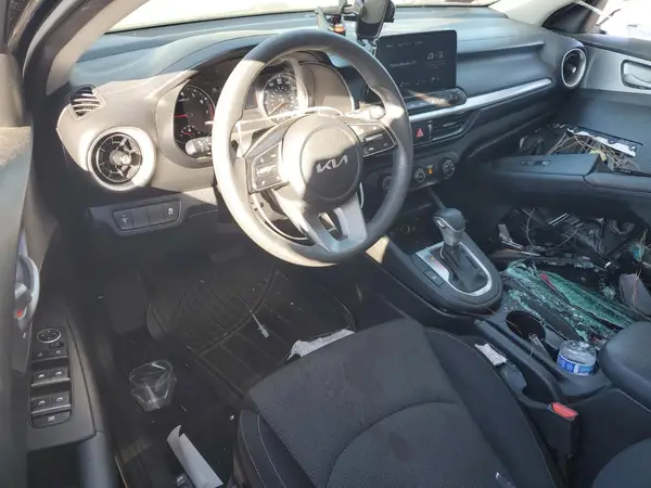 3KPF24AD8NE487766 2022 KIA FORTE - Image 8