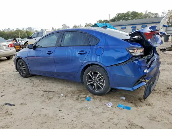 3KPF24AD8NE488786 2022 KIA FORTE - Image 2