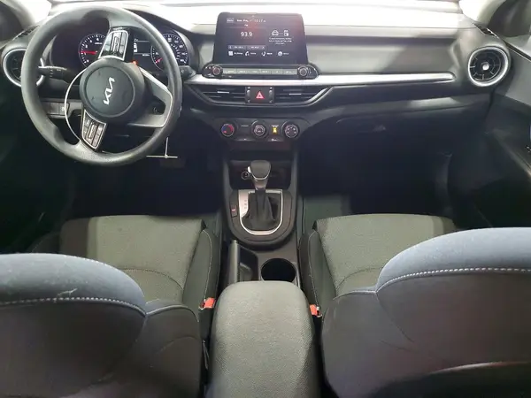 3KPF24AD8NE494958 2022 KIA FORTE - Image 8