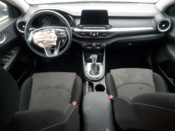 3KPF24AD8NE497052 2022 KIA FORTE - Image 8