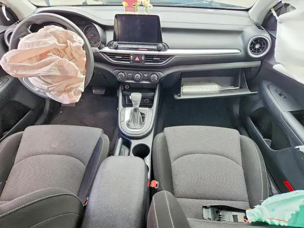 3KPF24AD8NE497519 2022 KIA FORTE - Image 8