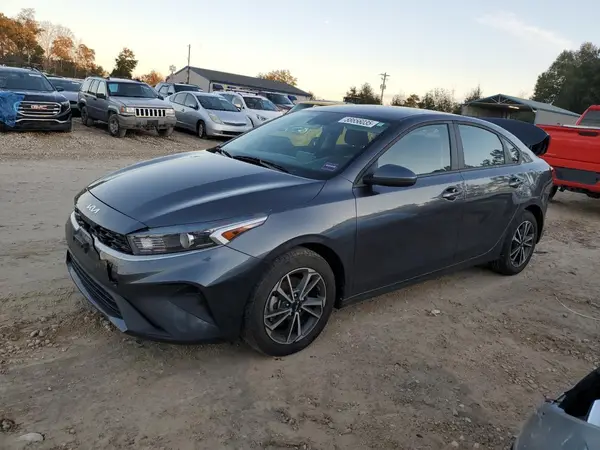 3KPF24AD8NE500208 2022 KIA FORTE - Image 1