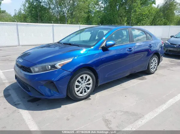 3KPF24AD8NE515775 2022 KIA FORTE - Image 2