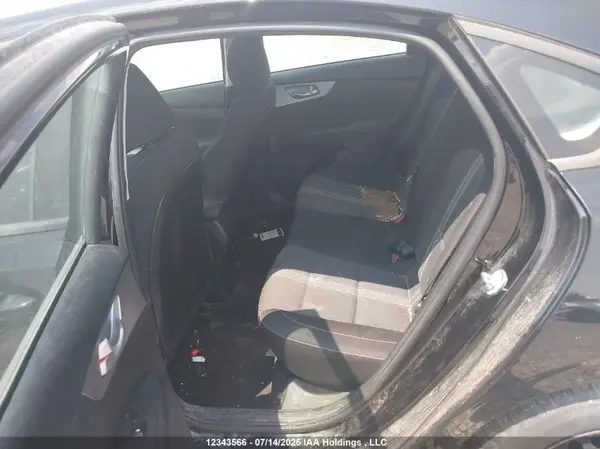 3KPF24AD8NE520507 2022 KIA FORTE - Image 8