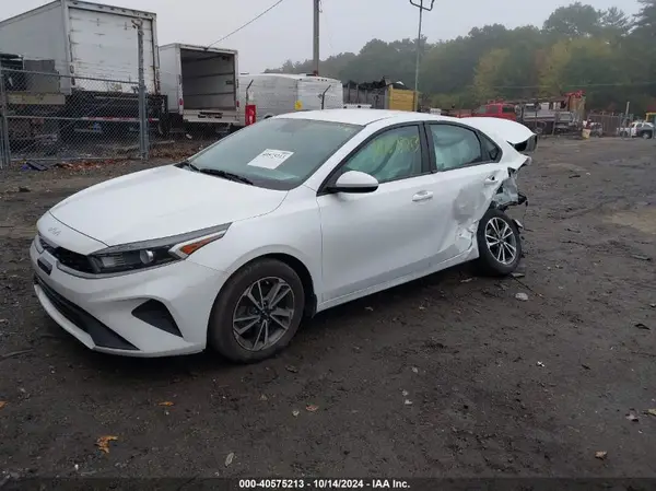 3KPF24AD8PE505699 2023 KIA FORTE - Image 2