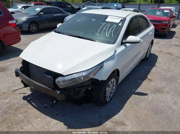 3KPF24AD8PE507789 2023 KIA FORTE - Image 2