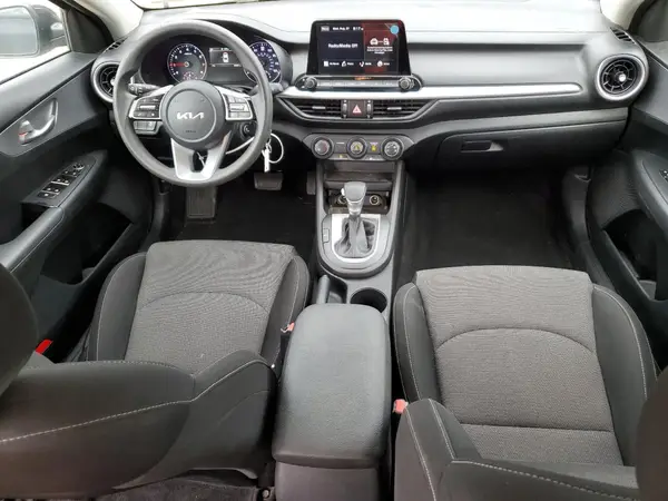 3KPF24AD8PE508201 2023 KIA FORTE - Image 8