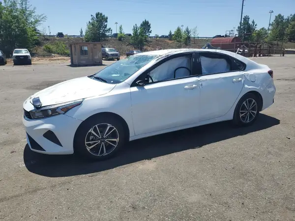3KPF24AD8PE509509 2023 KIA FORTE - Image 1