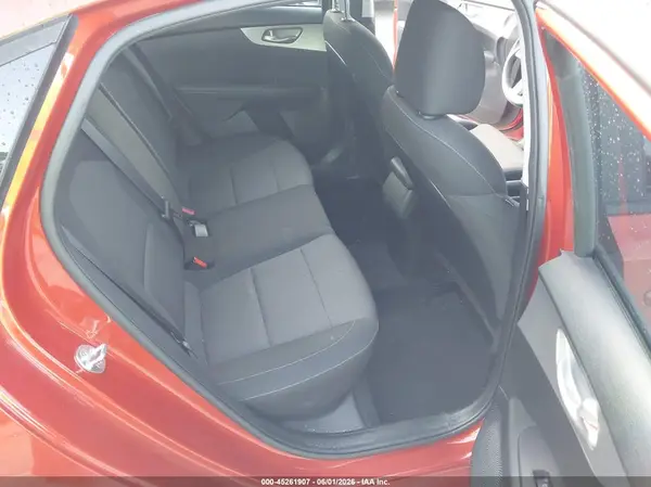 3KPF24AD8PE509672 2023 KIA FORTE - Image 8