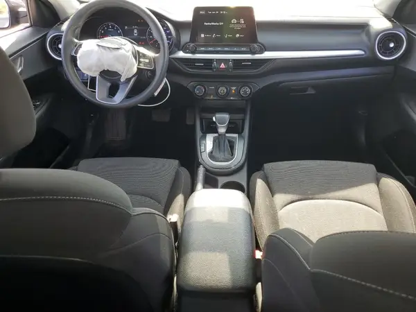 3KPF24AD8PE511423 2023 KIA FORTE - Image 8