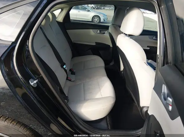 3KPF24AD8PE514435 2023 KIA FORTE - Image 8