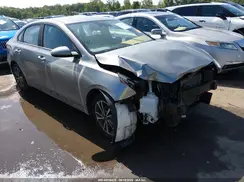 3KPF24AD8PE517626 2023 KIA FORTE